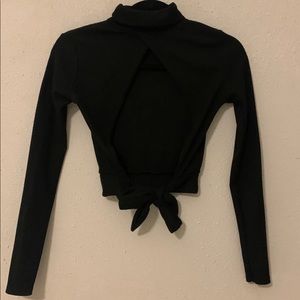Backless crop top sweater